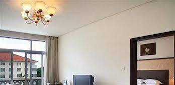 Merryland Resort Guilin Exterior photo