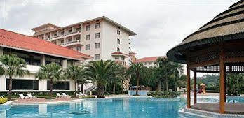 Merryland Resort Guilin Exterior photo